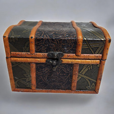 Caixa de armazenamento antiga feita à mão caixa de tesouro de madeira marrom - detalhe esculpido exclusivo, usado comprar usado  Enviando para Brazil