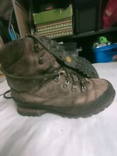 brasher boots 9 for sale  COULSDON