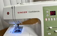 Máquina de costura computadorizada testada Singer 7469 Confidence Quilter. Sem remo comprar usado  Enviando para Brazil
