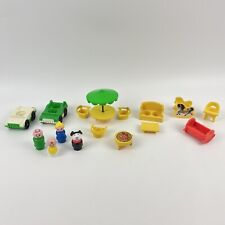 Lote Vintage Fisher Price Little People Cadeiras de Mesa Berço Carros Figuras Plásticas comprar usado  Enviando para Brazil