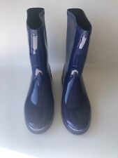 Ugg women size for sale  Georgetown