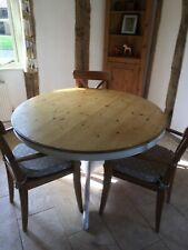 round pine pedestal table for sale  COLCHESTER