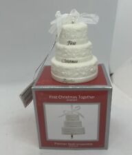 Usado, Ornamento de reliquia 2013 Primera Navidad Juntos Pastel de Boda de Porcelana con Caja segunda mano  Embacar hacia Argentina