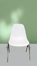 Vitra plastic chair gebraucht kaufen  Garching b.München