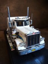 revell 1 24 peterbilt d'occasion  Annecy