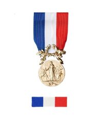 Lot medaille dixmude d'occasion  Thiers