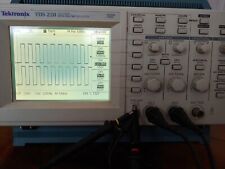 Oscilloscopio digitale tektron usato  Padova