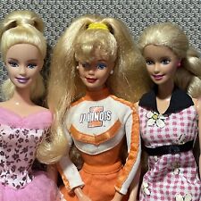Lote de 3 muñecas Barbie con ropa y zapatos segunda mano  Embacar hacia Argentina