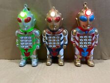 Linternas de plástico Ultraman teléfonos falsos imitación juguetes para niños (3) segunda mano  Embacar hacia Argentina