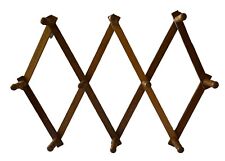 Usado, Chapéu acordeão vintage madeira expansível 10 pinos rack de parede madeira 30" de largura comprar usado  Enviando para Brazil