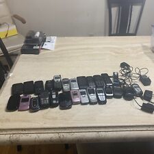 Lot of 25 Mixed  BlackBerry, lg, Verizon, Nokia,Motorola, Samsung Flip phones, used for sale  Shipping to South Africa