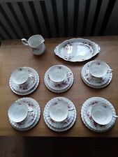 STUNNING ROYAL ALBERT LAVENDER ROSE 20 PIECE TEA SET SET IN EXCELLENT CONDITION for sale  Shipping to South Africa
