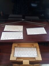 Lot Of 4 "Apple A1314 Wireless Magic Keyboards"  for sale  Shipping to South Africa