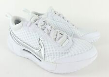 Tênis de corrida feminino Nike DH0990-101 Court Zoom Pro branco/prata. comprar usado  Enviando para Brazil