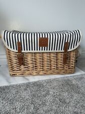 Wicker picnic basket for sale  Saratoga Springs