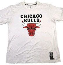 Usado, Camiseta Blanca de Baloncesto CHICAGO BULLS Oficial de la NBA para Hombre Talla XL; Logotipo Informal segunda mano  Embacar hacia Argentina