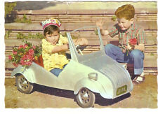 Enfants jouant voiture d'occasion  Saumur