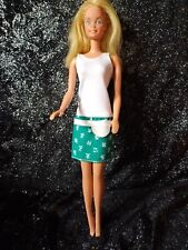 Barbie robe 1989 d'occasion  La Frette-sur-Seine