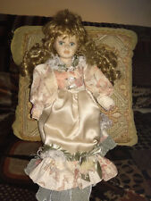 Antica bambola porcellana usato  Roma