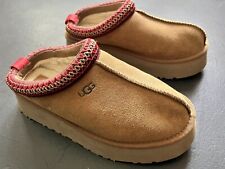 women s ugg 8 for sale  Los Angeles