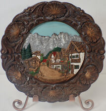 Usado, Antigo prato de lembrança Garmisch-Partenkirchen Alemanha 3D pintado à mão madeira prensada  comprar usado  Enviando para Brazil