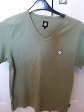 T-Shirt PG grande verde chiaro collo a V con logo sul petto in perfette condizioni , usato usato  Spedire a Italy