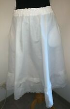 White cotton skirt d'occasion  Expédié en Belgium