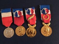 Lot médailles travail d'occasion  Saint-Denis-de-Pile