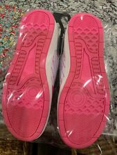 Zapatillas Barbie para mujer talla 9 10 u 11 zapatos de patinaje rosa caliente nuevas segunda mano  Embacar hacia Argentina