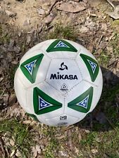Bola de fútbol talla 5 Mikasa serie universitaria segunda mano  Embacar hacia Argentina