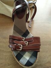 Chaussure sandales burberry d'occasion  Crest