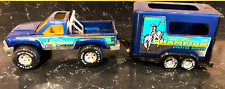 Caminhão de brinquedo vintage de nylon e trailer de cavalo “Saddle Up Champion Quarter Horses” comprar usado  Enviando para Brazil