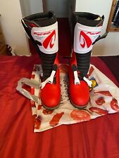 supermoto boots for sale  THATCHAM