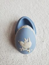Pretty Vintage Wedgewood Bird Egg-shaped Trinket Dish  - Blue & White - Vintage for sale  Shipping to South Africa