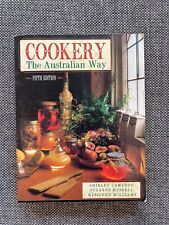 Libro de cocina 1993 de bolsillo economía del hogar COOKERY The Australian Way quinta edición segunda mano  Embacar hacia Argentina