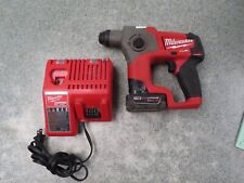 Usado, Martelo rotativo Milwaukee 2416-20 5/8 polegadas M12 FUEL SDS Plus + bateria e carregador comprar usado  Enviando para Brazil