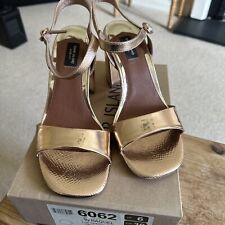 Ladies gold sandals for sale  LEIGHTON BUZZARD