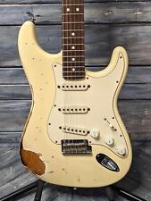 Guitarra elétrica Fender Stratocaster usada com bolsa gig comprar usado  Enviando para Brazil