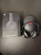 Fones de ouvido supra-auriculares Beats by Dr. Dre Beats Studio3 sem fio - Preto fosco comprar usado  Enviando para Brazil