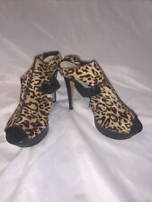 GUESS ELIANA Brown And Black Zebra Fashion Open Toe Platform Pumps Size 6.5, used for sale  Shipping to South Africa