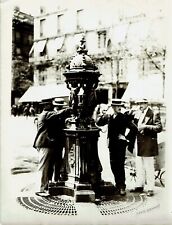 Paris circa 1930 d'occasion  Saint-André-de-Cubzac
