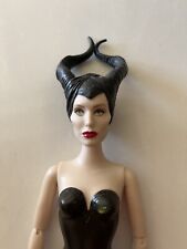 Boneca Disney Malévola Beleza Negra Angelina Jolie Barbie, usado comprar usado  Enviando para Brazil
