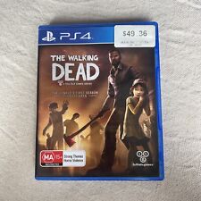 The Walking Dead: The Complete First Season 1 + 400 Days | PlayStation 4, 2013 comprar usado  Enviando para Brazil