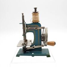 Antigua máquina de coser miniatura Alemania, talla infantil 1910-20 segunda mano  Embacar hacia Argentina