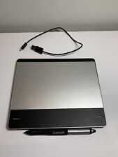 Wacom CTH-480 Intuos Pequeño Pluma Creativa y Tableta Táctil Juego de 3 Piezas Probado Funcionando segunda mano  Embacar hacia Argentina