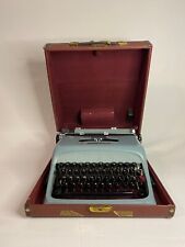 Vintage Olivetti Studio 44 Manual Typewriter with Case  Made  for sale  Shipping to South Africa