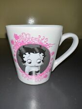 Adorable tasse betty d'occasion  Puy-Guillaume