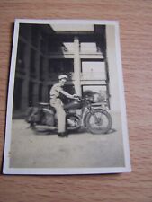 Foto vintage de marinheiro em motocicleta comprar usado  Enviando para Brazil