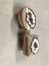Two matching ceramic for sale  Marietta