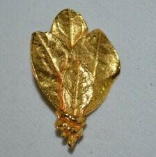 Pin feuille doré d'occasion  Pont-Évêque